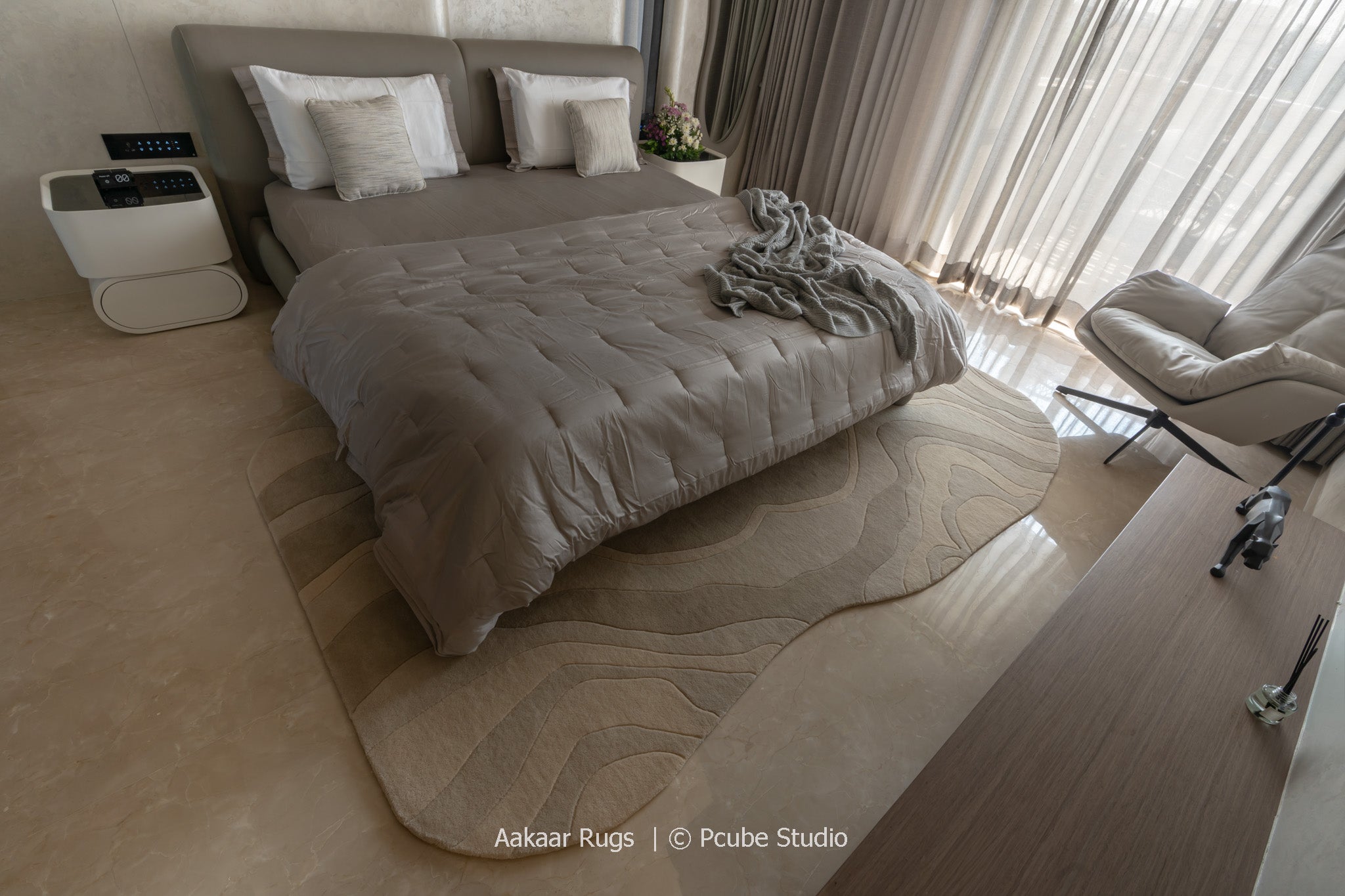 Sandstone Contour — Sculpted Neutral Rug
