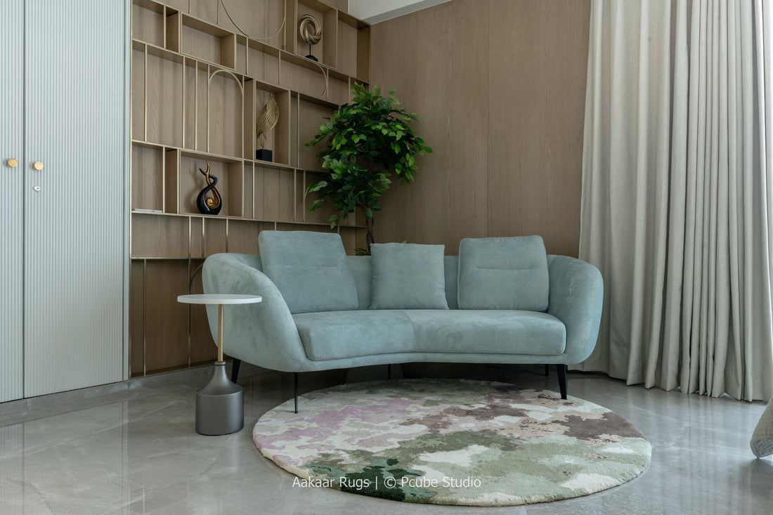 Verdant Mirage – Abstract Botanical Round Rug